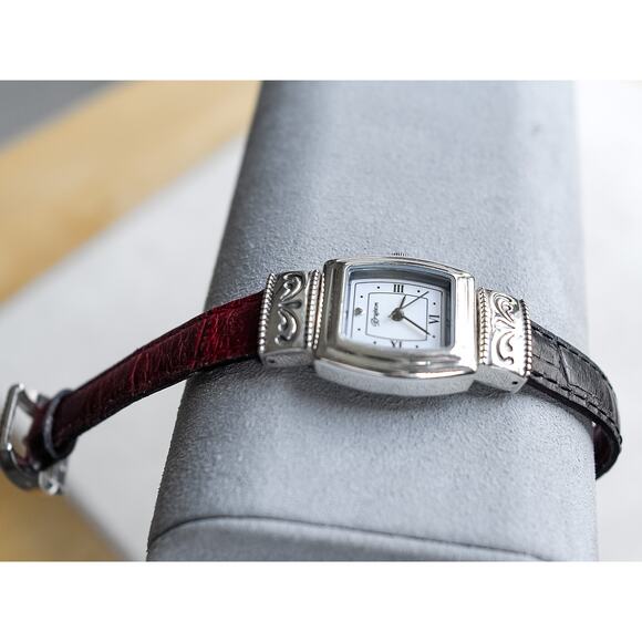 Brighton Vintage Waterford Reversible Watch Red Black Leather Retired 7" Gift - Picture 2 of 10